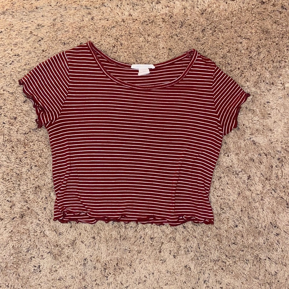 Cropped striped t shirt